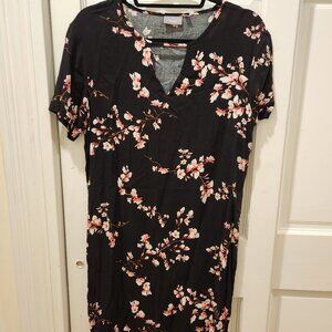 B. young Fascinating flowers flowy wrap dress